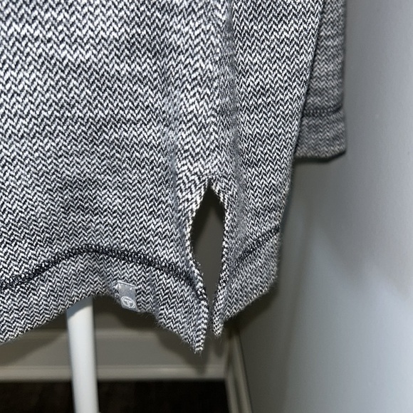 T by Talbots Cowl Neck Activewear Top Size Large - Picture 6 of 10